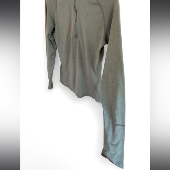 Nike Grey Half-Zip Pullover - Picture 6 of 13
